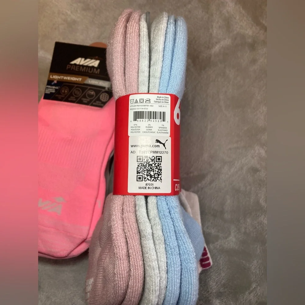 Puma and Avia Women’s sock bundle - Picture 2 of 7